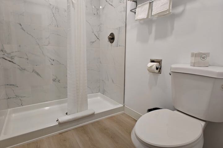 Room 40 of 63
