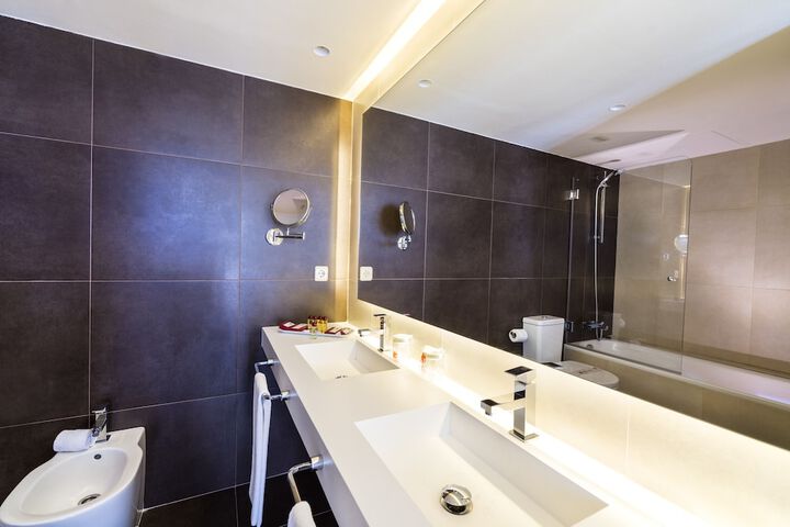 Clean Restrooms