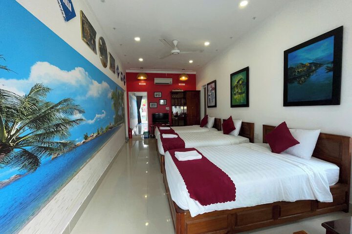 Room 18 of 53