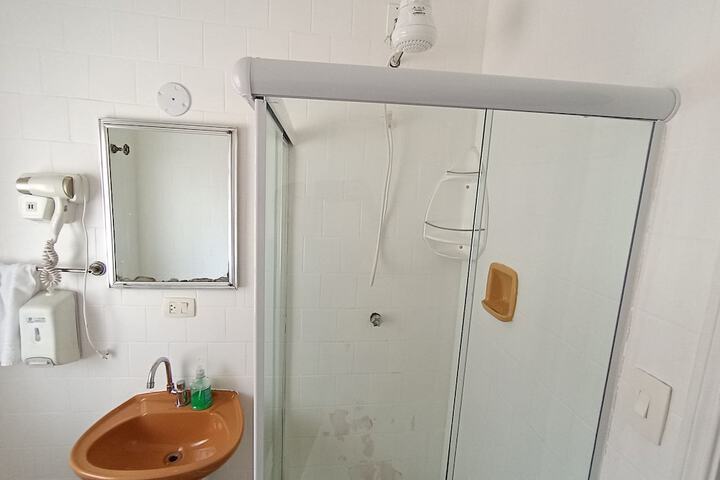 Room 95 of 118