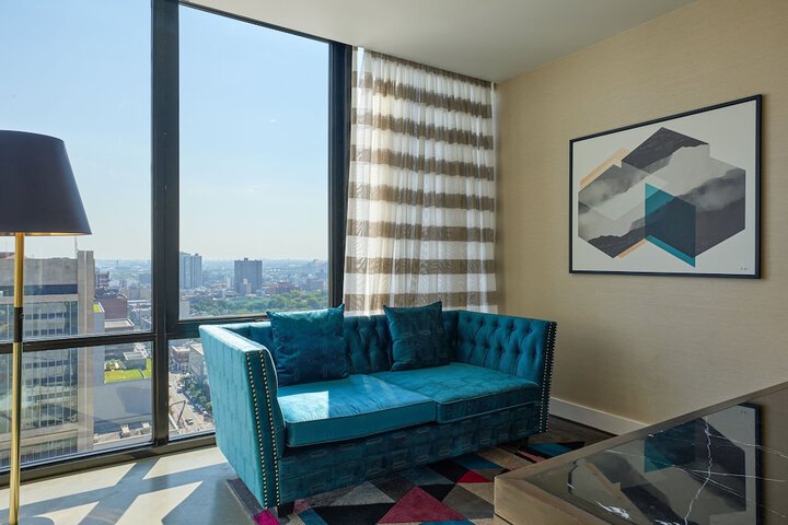 Room 15 of 42