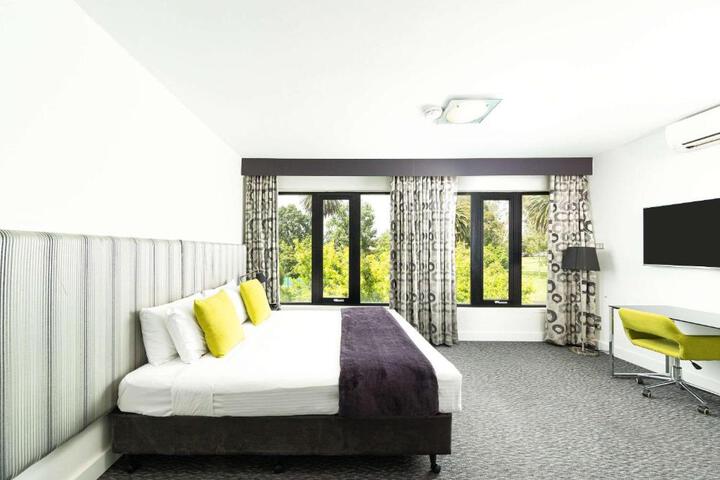 Sora East Melbourne in Melbourne