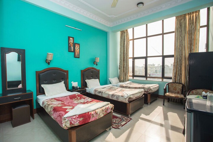 Room 10 of 41