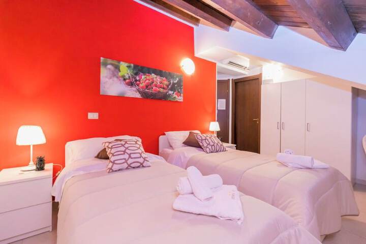 Room 10 of 62