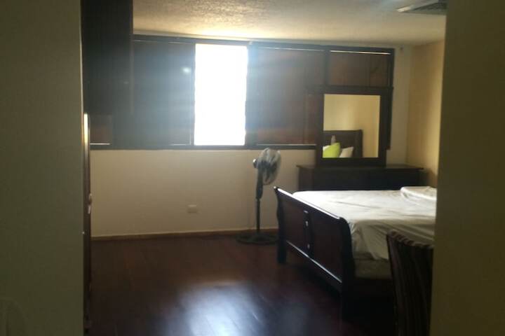 Room 2 of 17