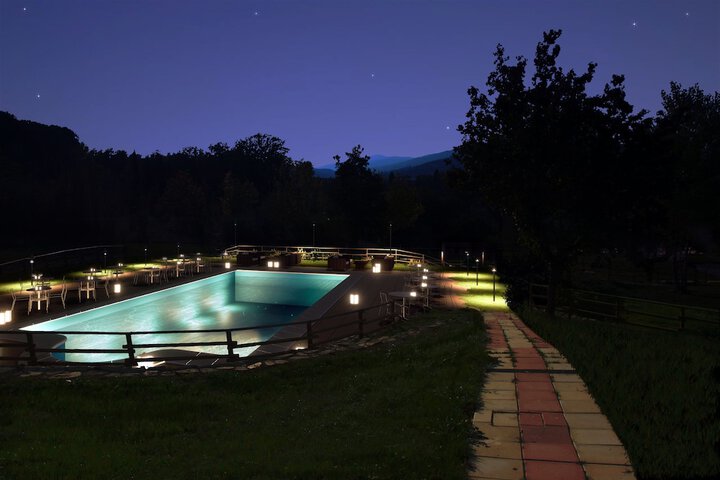 Pool 91 of 130
