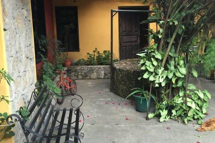 Hotel Exterior 17 of 22