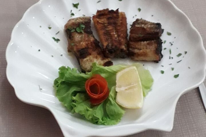 Dining 20 of 51