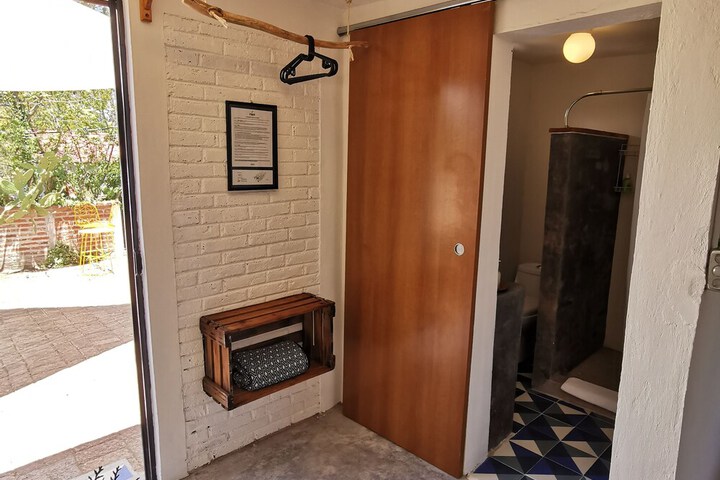 Room 7 of 61