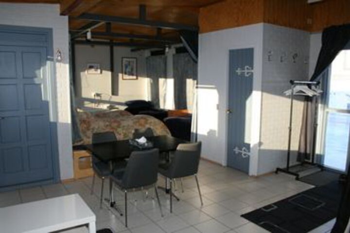Room 45 of 118