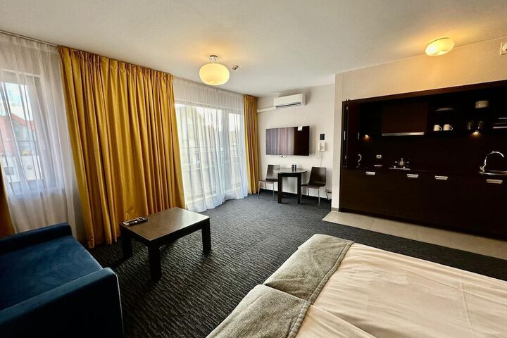 Room 14 of 81