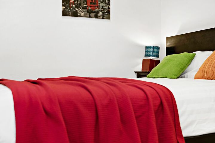 Room 2 of 14