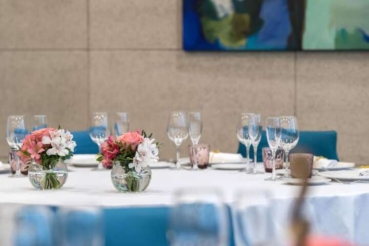 Dining 33 of 63