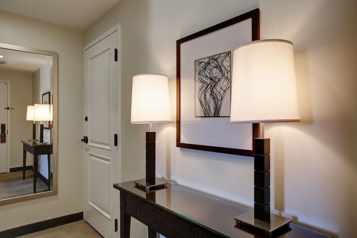 Room amenity