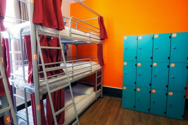 Room 22 of 43
