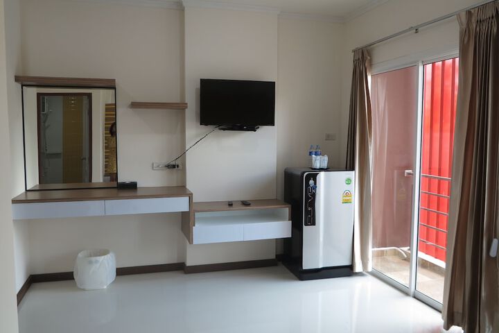 Room 14 of 24