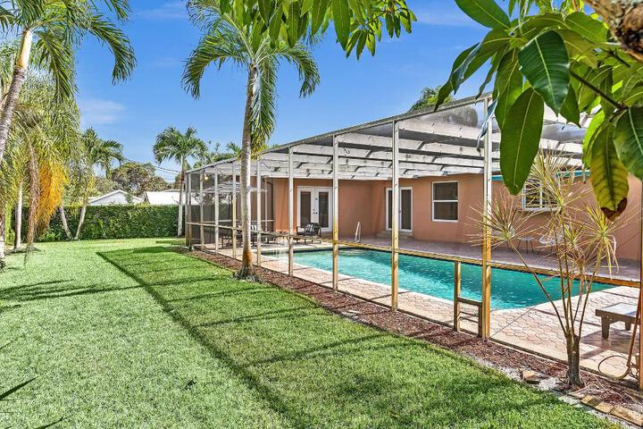 Exterior of Casa Natalia 3BR Home w Pool Near Hard Rock Casino