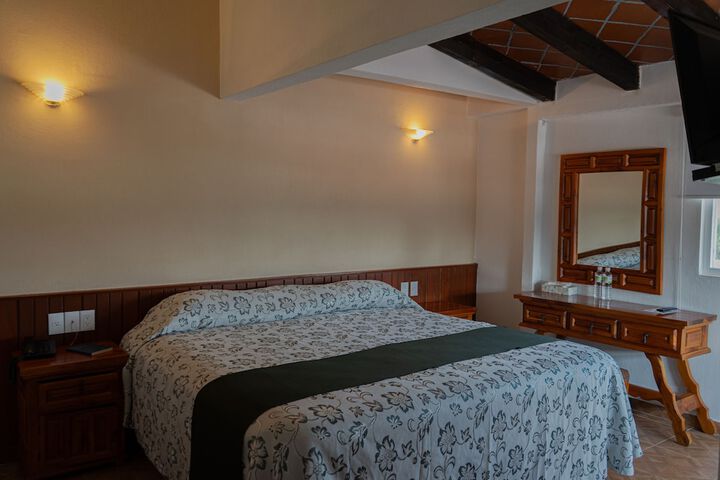 Room 4 of 41