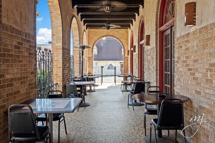 Terrace/Patio 54 of 58