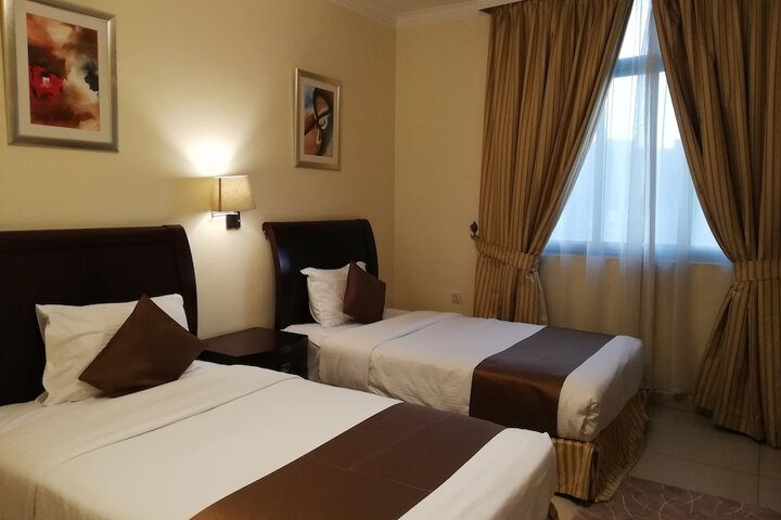 Room 38 of 61