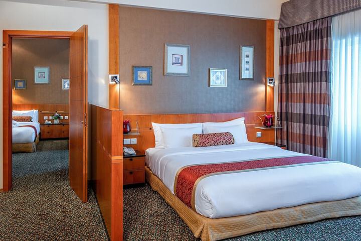 Room 21 of 45