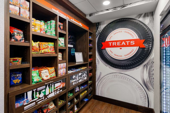 Snack bar