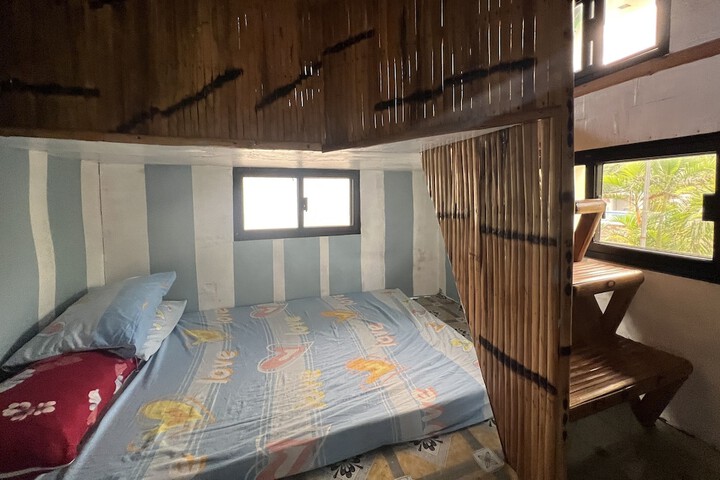 Room 43 of 71