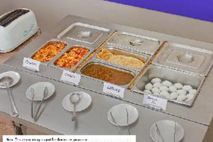 Dining 19 of 28
