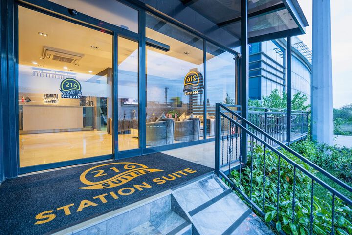 Hotel 62 of 63