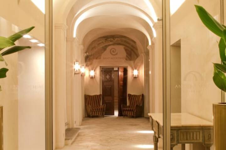 Hotel Interior 2 of 38