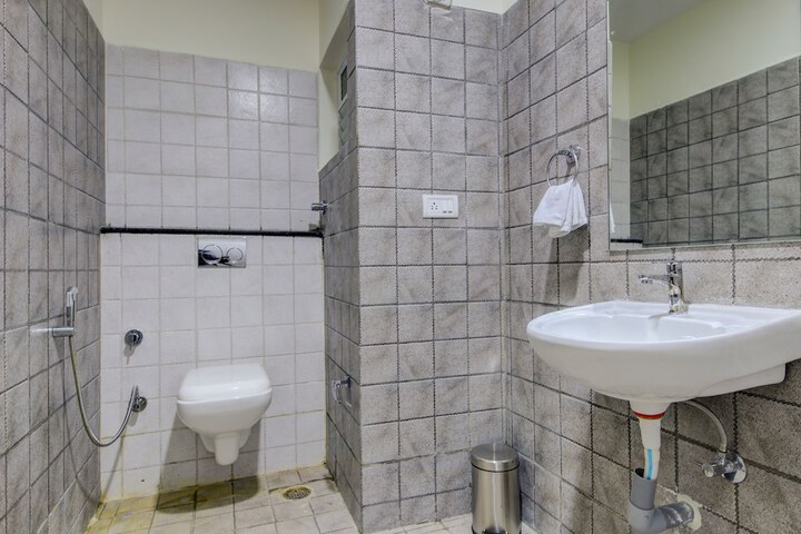 Room 7 of 26