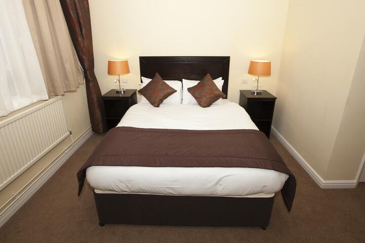 Room 12 of 39
