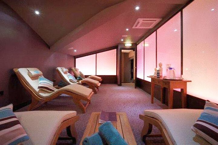 Spa 72 of 119