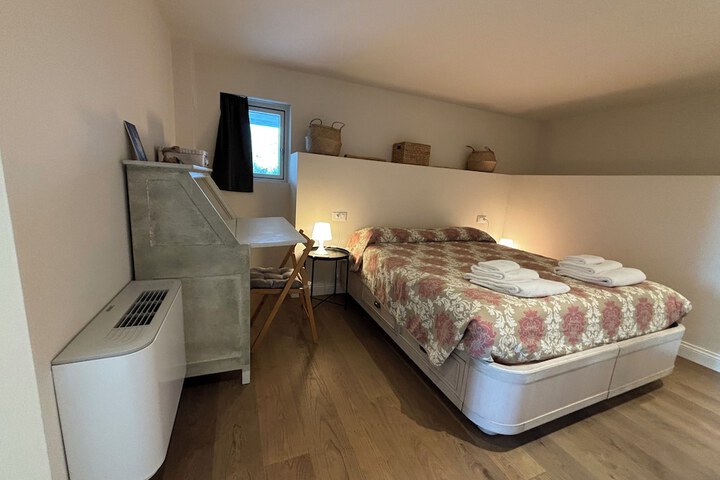 Room 16 of 93