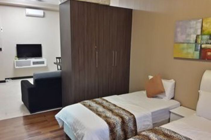Room 7 of 22