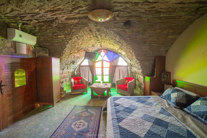 Room 14 of 26