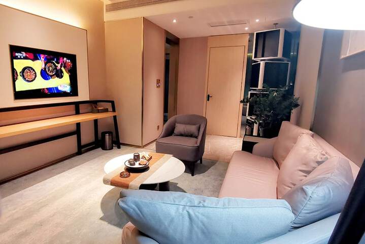 Room 46 of 96