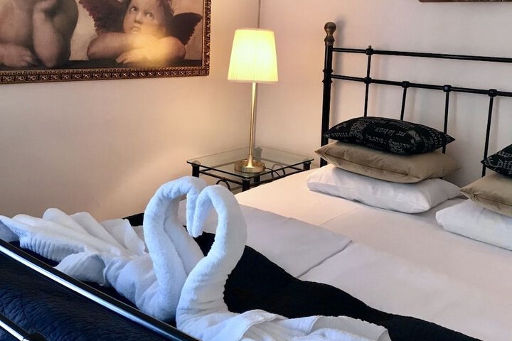 Room 7 of 56