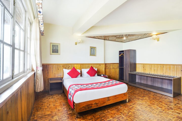 Room 15 of 35