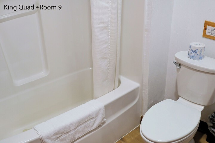 Room 294 of 341