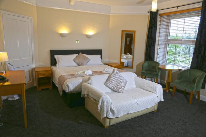 Room 15 of 31