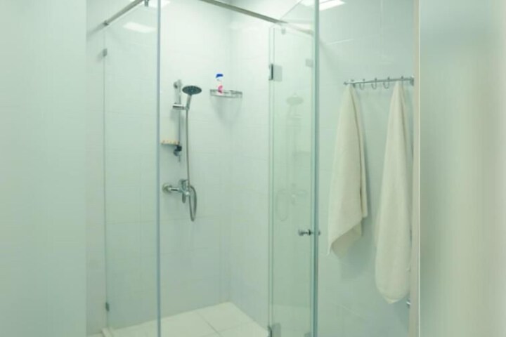 Room 8 of 45