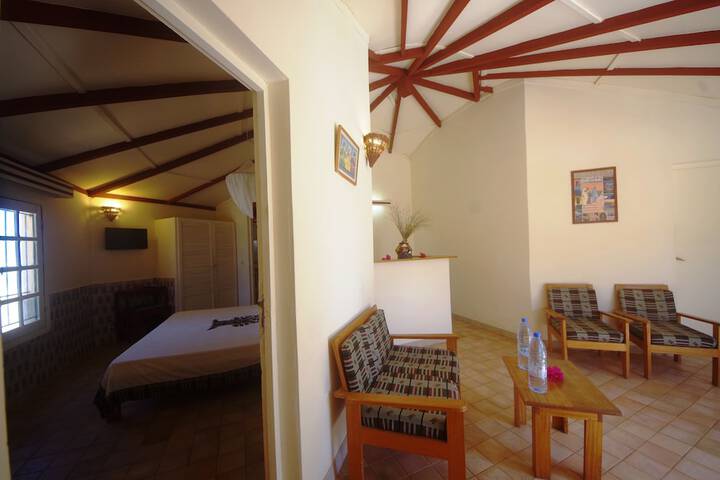 Room 10 of 34