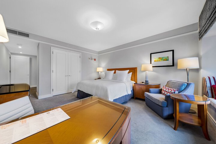 Room 8 of 25