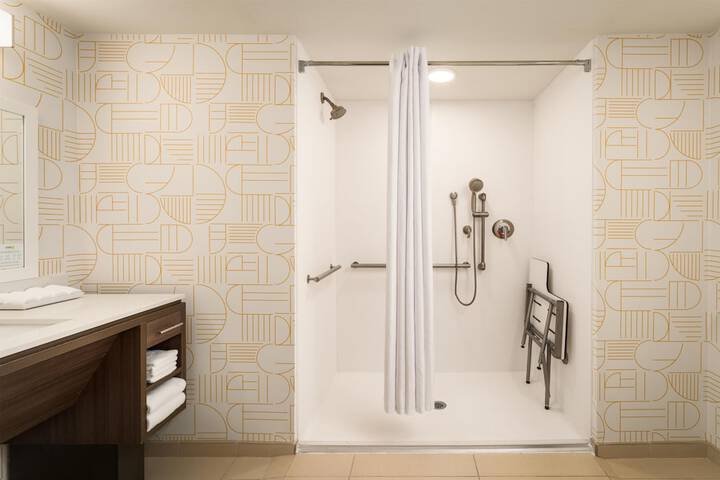 Bathroom shower
