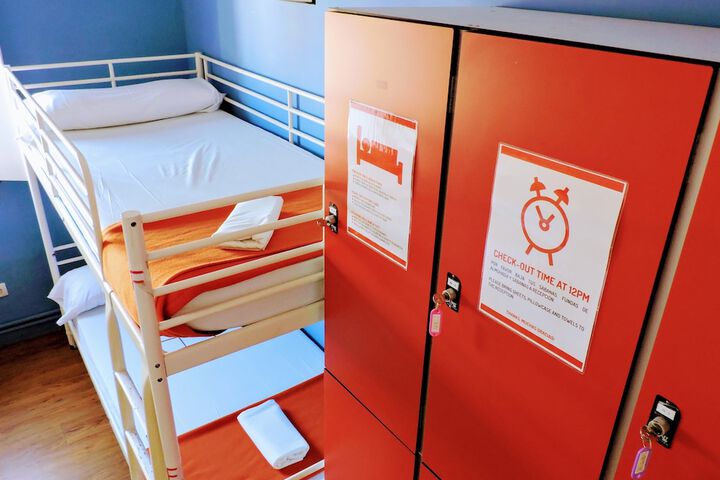 Room 14 of 61