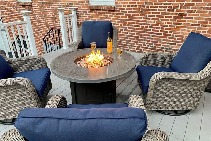 Sundeck 74 of 96