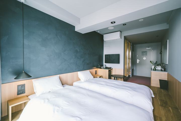 Room 14 of 54