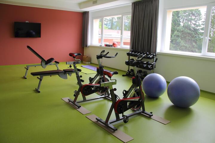 Health and Fitness 24 of 64