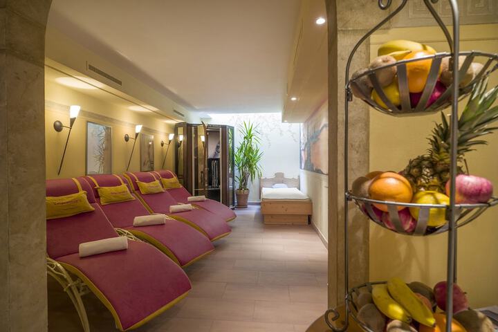 Spa 25 of 52